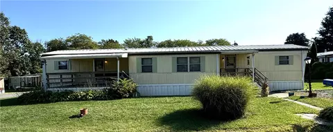 7 Concord Cir, Freedom, PA 15042