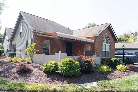 5102 Polo Fields Dr, Gibsonia, PA 15044