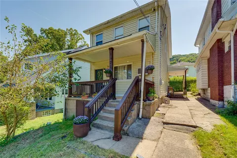7 Greeley Ave, Pittsburgh, PA 15223