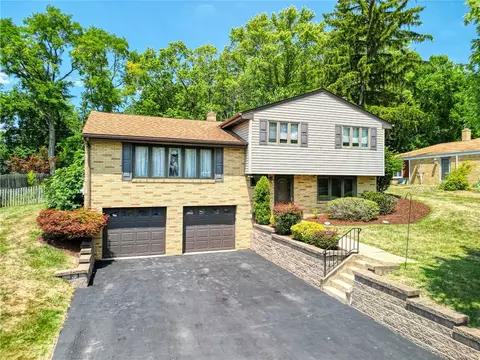 1529 Berryman Ave, South Park Township, PA 15129