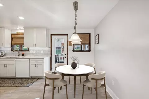 Dining - 13511 Ormsby Dr, Irwin, PA 15642 photo 1 of 2
