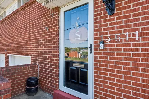 Exterior - 13511 Ormsby Dr, Irwin, PA 15642 photo 3 of 10
