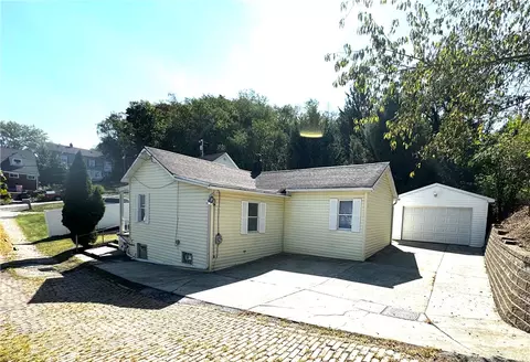 617 Manown St, Monessen, PA 15062