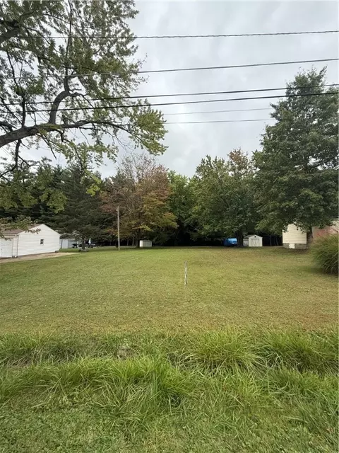 137 Winding Way, Jamestown, PA 16134