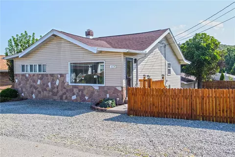315 Kertis Ave, New Kensington, PA 15068