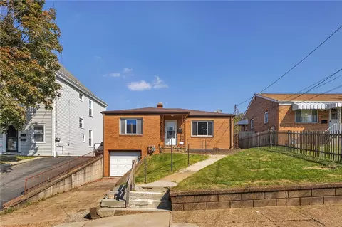 2915 Spring St, Pittsburgh, PA 15210