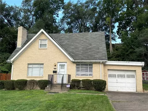 108 Harbison Pl, Pittsburgh, PA 15212