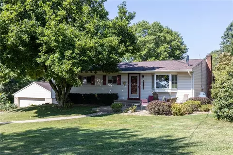 516 Bocktown Cork Rd, Clinton, PA 15026