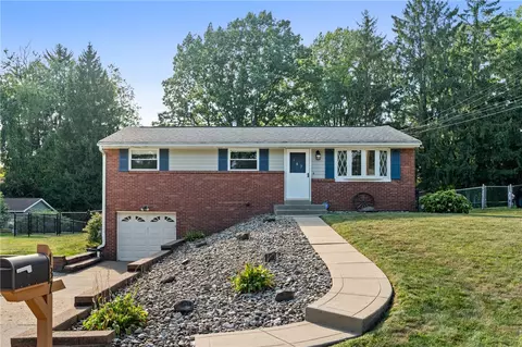 187 Rosemont, Coraopolis, PA 15108