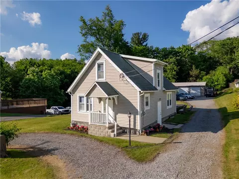 175 Freeport Rd, Butler, PA 16002