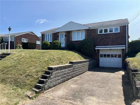 1048 North Ave, Baden, PA 15005