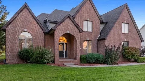 6022 Southland Dr, Erie, PA 16509