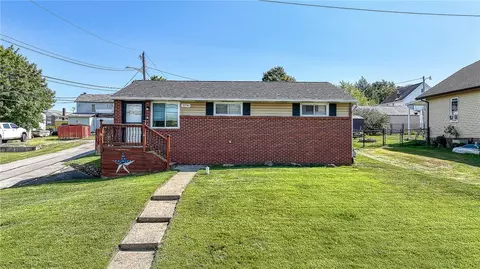 174 Thorn St, Apollo, PA 15613