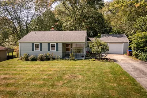 314 Lunn Blvd, Farrell, PA 16121
