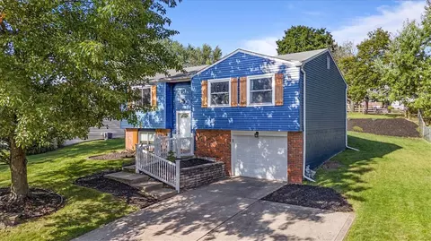 593 Catskill Dr, Pittsburgh, PA 15239