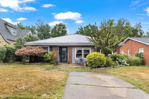 75 Homer Ave, Washington, PA 15301
