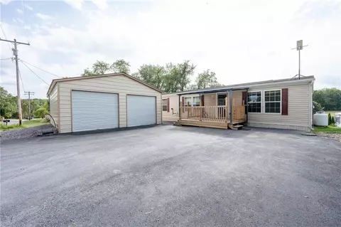 112 Cribbs Way, Derry, PA 15627