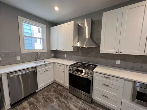 1819 Harcum Way, Pittsburgh, PA 15203