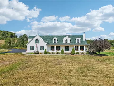 174 Hollow Rd, Darlington, PA 16115