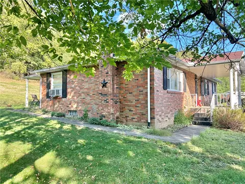 562 Smith Run Rd, Amity, PA 15311 photo 3