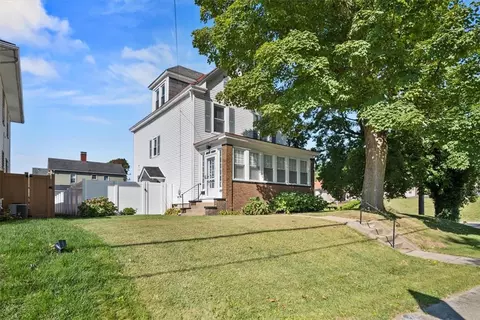 495 Market St, Beaver, PA 15009