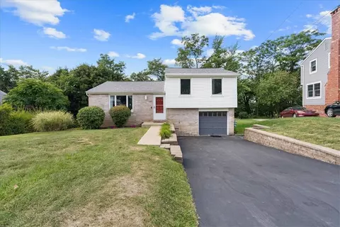 160 Rivercrest Dr, Coraopolis, PA 15108