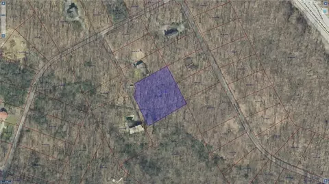 0 Larch Ln, Acme, PA 15610