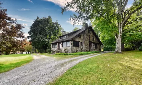 3765 SE State Route 257, Seneca, PA 16346