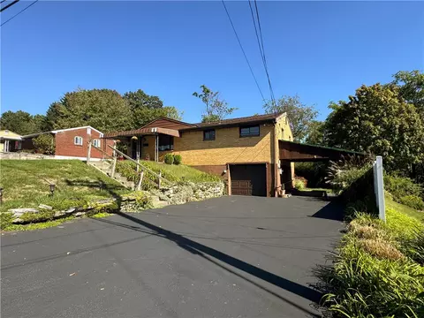 132 Sprucewood Dr, Pittsburgh, PA 15209
