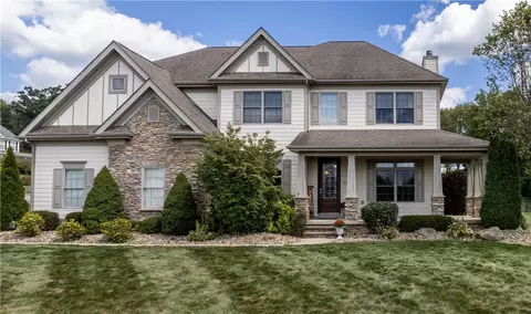 102 Ingrid Ct, Sarver, PA 16055