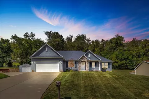 106 Brobeck Dr, Aliquippa, PA 15001