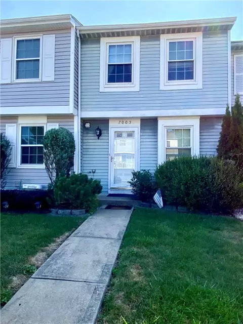7005 Lafayette Sq, Aliquippa, PA 15001