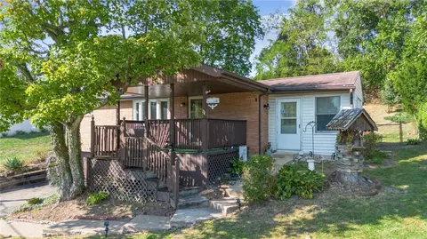 9881 Joan Dr, North Huntingdon, PA 15642