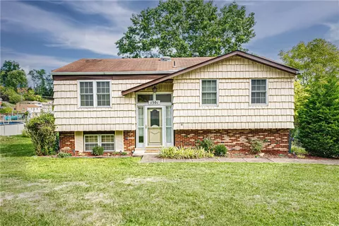 1501 Rose Ave, South Park, PA 15129
