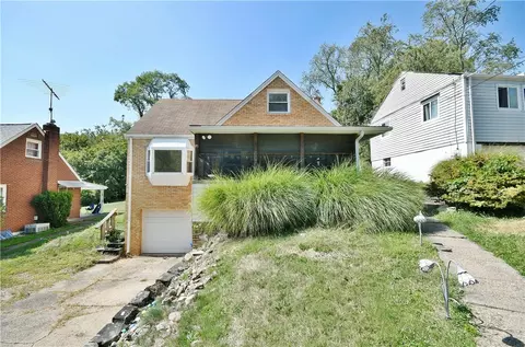 1008 Lowenhill St, Pittsburgh, PA 15216