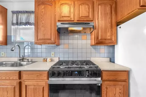 Kitchen - 2916 Devlin St, Pittsburgh, PA 15210 photo 3 of 3