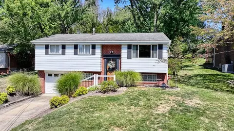 205 Shoreham Dr, Allison Park, PA 15101