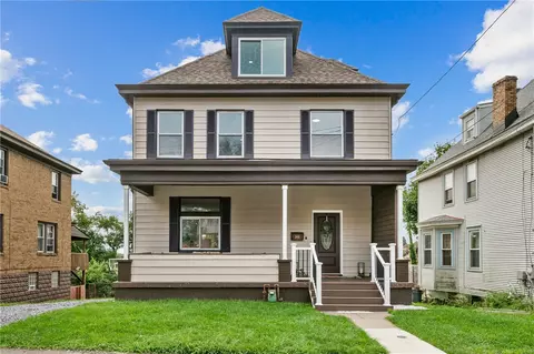 369 Stanford Ave, Pittsburgh, PA 15229