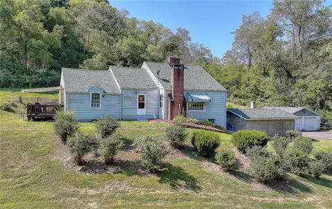 1950 Drennen Rd, New Kensington, PA 15068