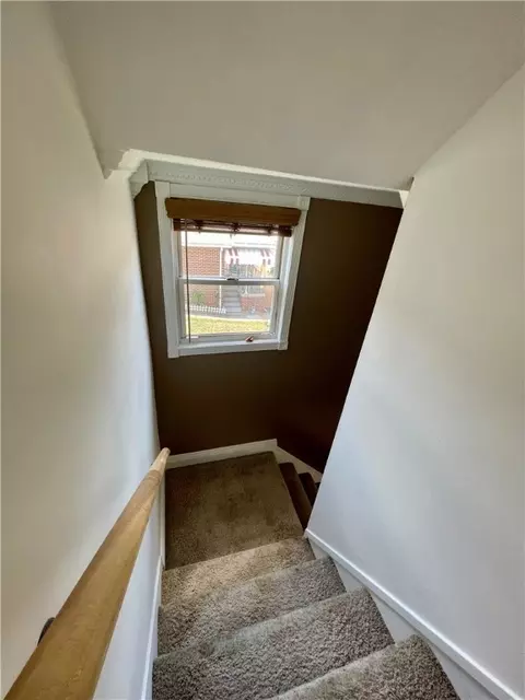 307 Elm St, Vandergrift, PA 15690 photo 29