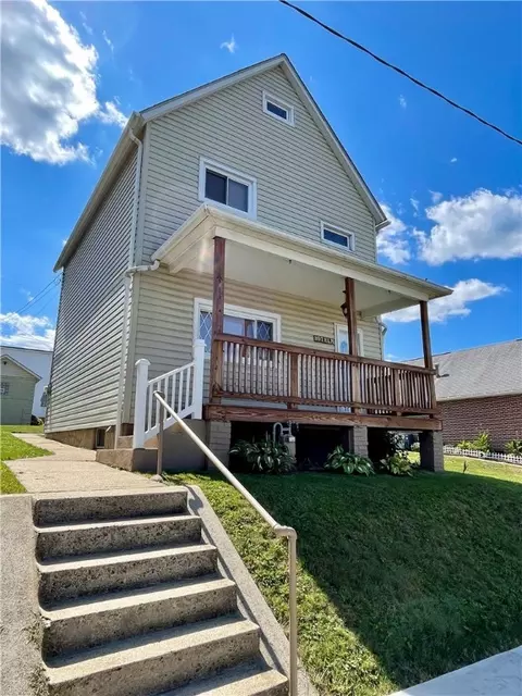 307 Elm St, Vandergrift, PA 15690