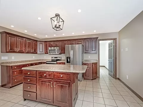 125 Delaware Ave, Vandergrift, PA 15690 photo 11