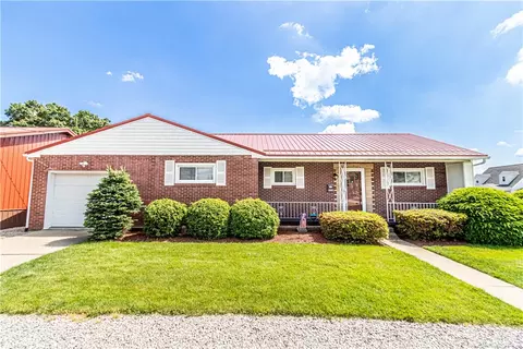 1324 Pennsylvania Ave, Natrona Heights, PA 15065