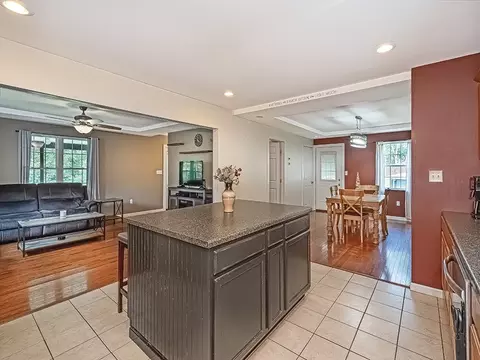 1928 Dime Rd, Vandergrift, PA 15690 photo 14