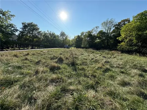 97 Christy Rd, Eighty Four, PA 15330 photo 2
