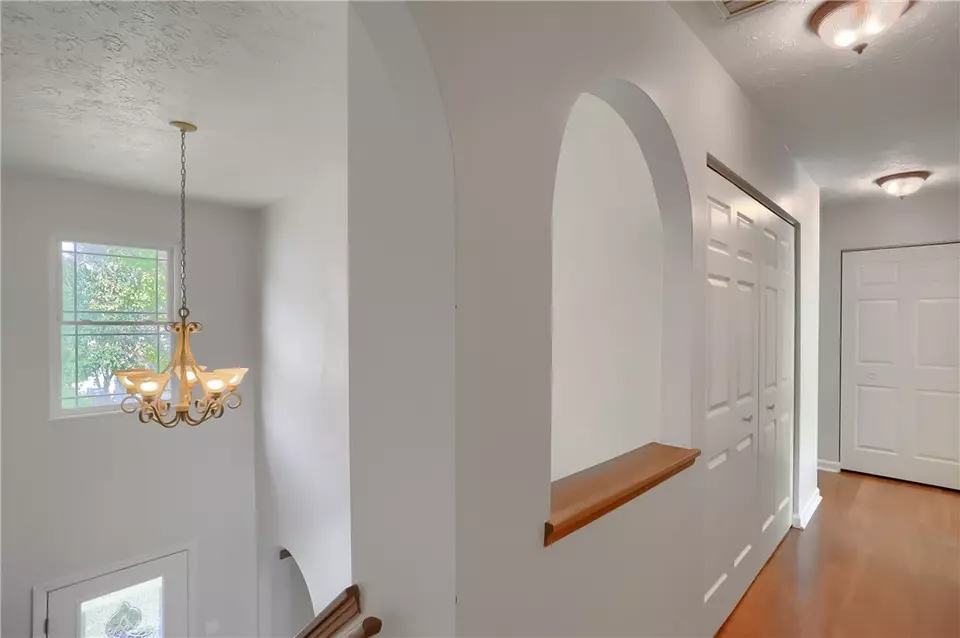 Entry Way - 119 Woodbine Dr, Cranberry Township, PA 16066 photo 3 of 4