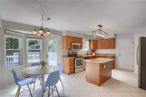 Kitchen - 119 Woodbine Dr, Cranberry Township, PA 16066 photo 1 of 6