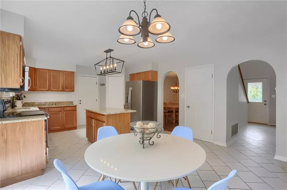 Other - 119 Woodbine Dr, Cranberry Township, PA 16066 photo 2 of 6