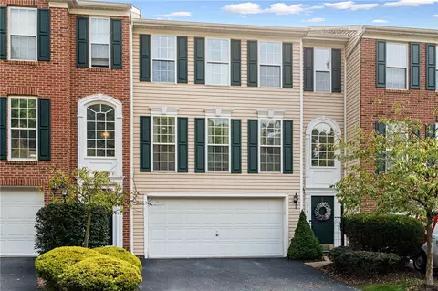 718 Bush Dr, Mars, PA 16046
