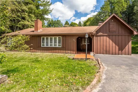 3275 National Pike, Farmington, PA 15437